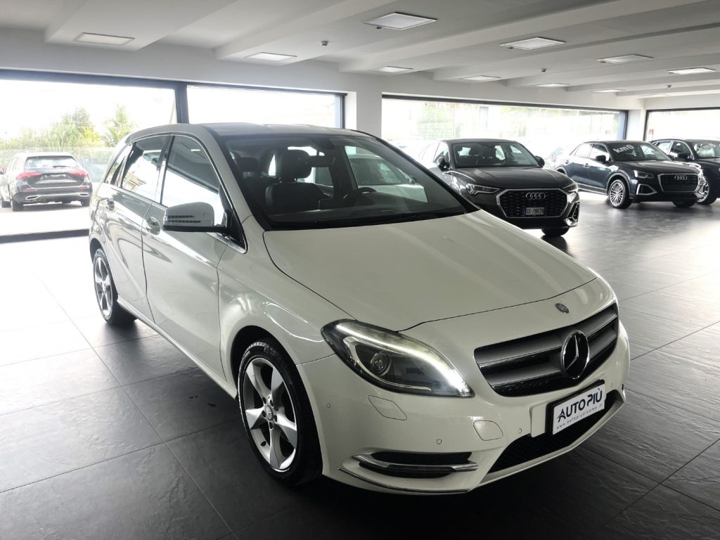 MERCEDES-BENZ B 180 1.5 D 110 CV Premium