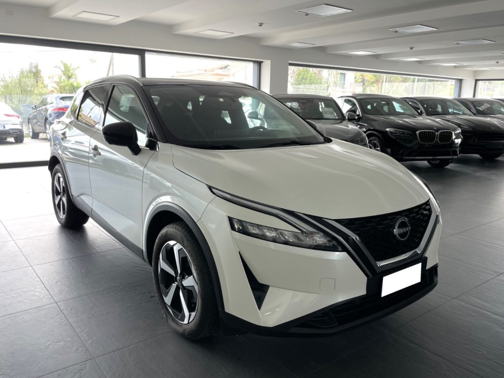 NISSAN Qashqai 1.3 DIG-T MHEV 140 CV N-Connecta Tetto/Barre