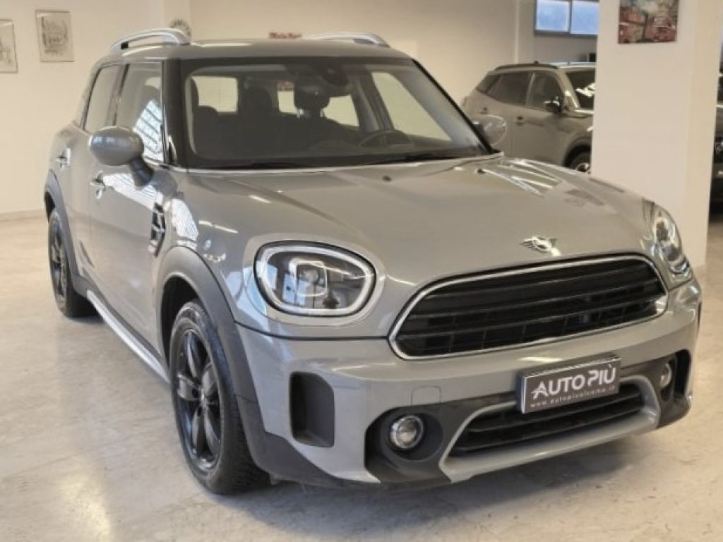 MINI Countryman 1.5 Cooper 136 CV Essential