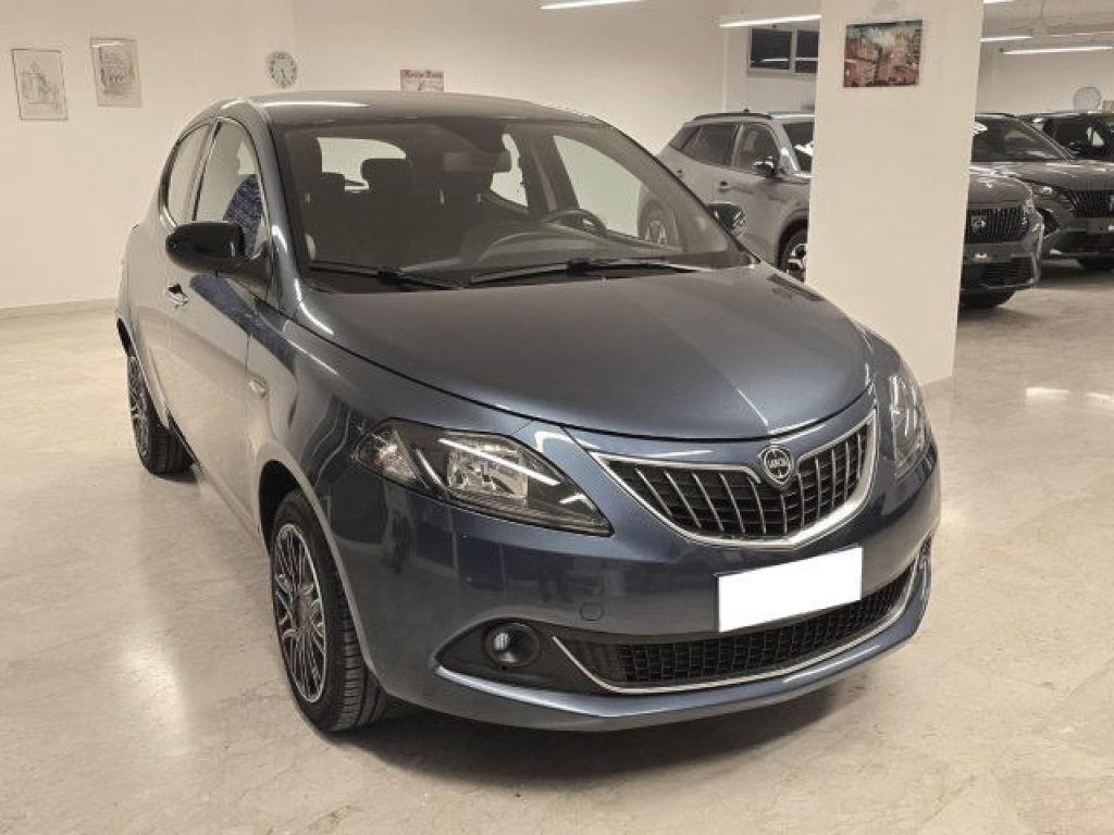 LANCIA Ypsilon 1.0 Hybrid 69 CV Gold